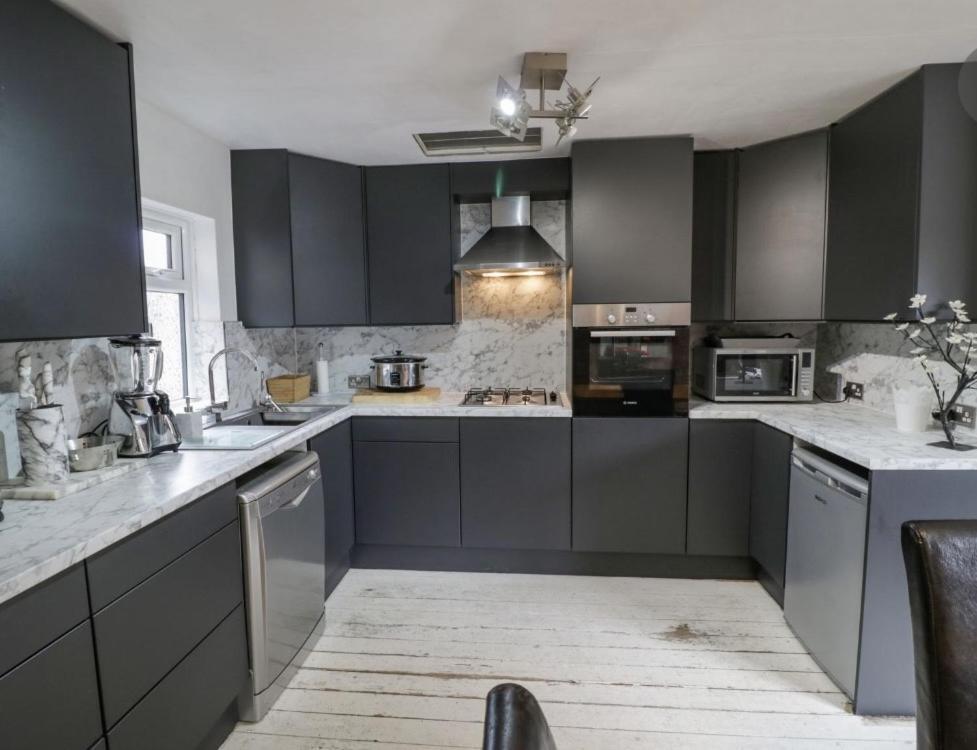 Lovely Comfortable 3 Bed Home, Worcester Kültér fotó