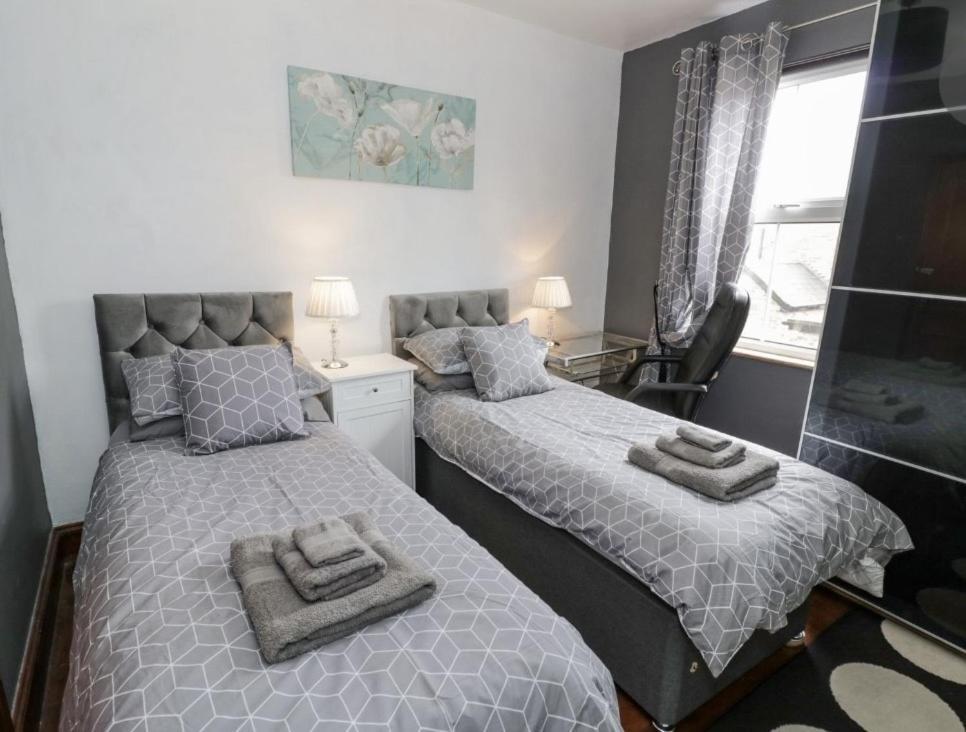 Lovely Comfortable 3 Bed Home, Worcester Kültér fotó